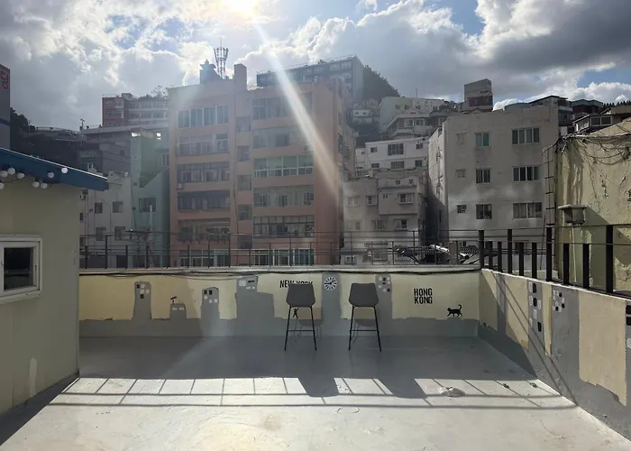 Hotel Station Zzzarm , 잠 Ciudad Metropolitana de Busan